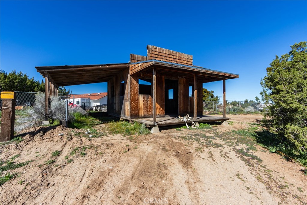 6572 Merced Road Oak Hills, CA 92344 - Photo 55 of 62 a view of a house