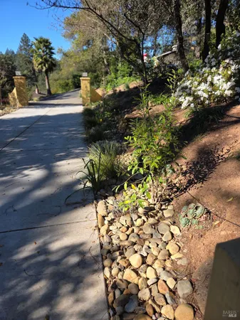 $1,895,000 | 460 Bella Vista Drive, Angwin, CA 94508