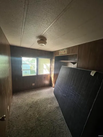 $59,999 | 9173 South Tomahawk Trail, Markleville, IN 46056