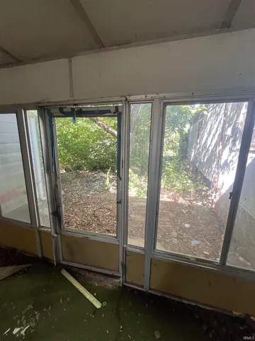 $59,999 | 9173 South Tomahawk Trail, Markleville, IN 46056