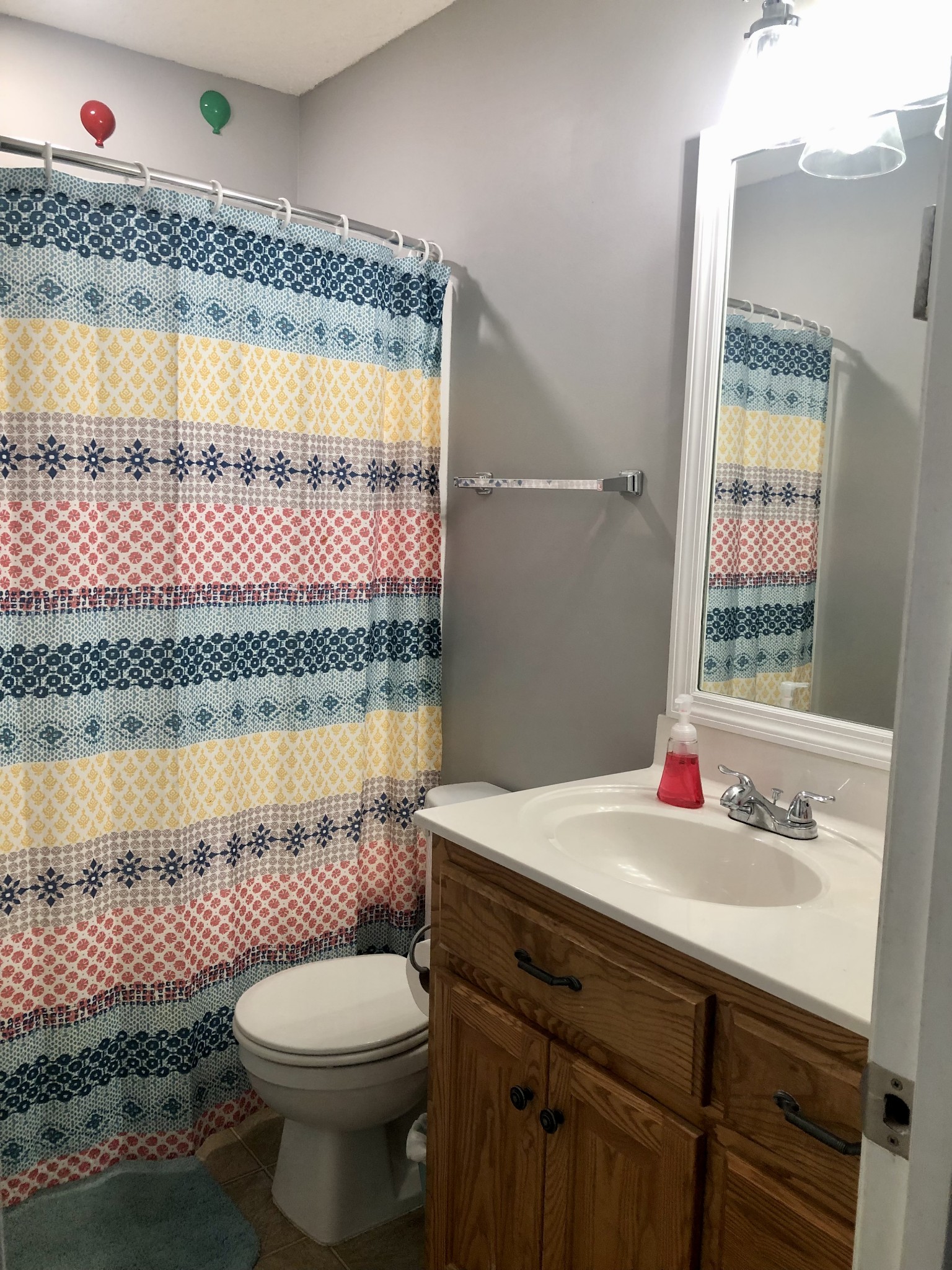 1075 Oak Grove Road Goodspring, TN 38460 - Photo 35 of 38 a bathroom with a sink a toilet and tub