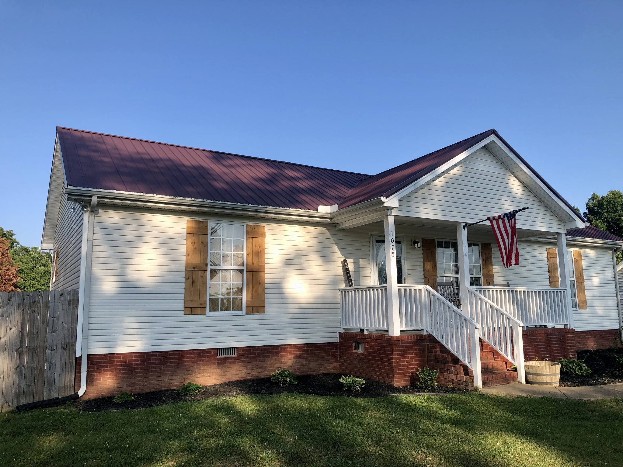 1075 Oak Grove Road Goodspring, TN 38460 - Photo 9 of 38 a front view of house with yard