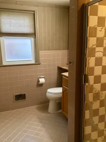 $679,000 | 9532 Springfield Avenue, Evanston, IL 60203