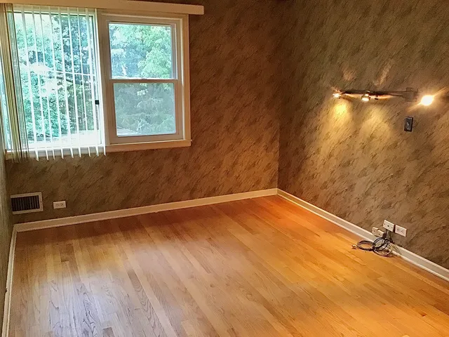 $679,000 | 9532 Springfield Avenue, Evanston, IL 60203