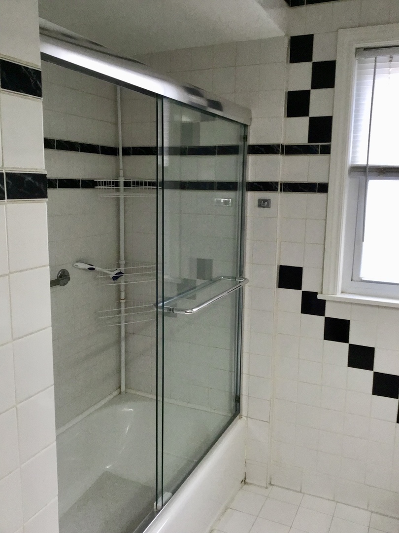 9532 Springfield Avenue Evanston, IL 60203 - Photo 19 of 23