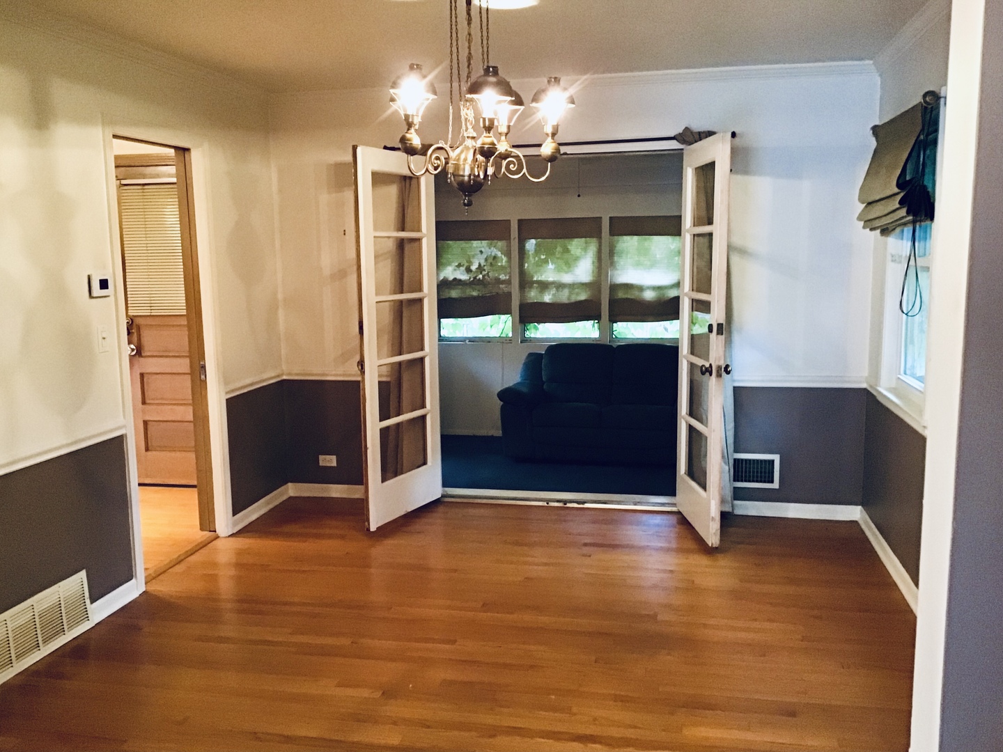 9532 Springfield Avenue Evanston, IL 60203 - Photo 6 of 23