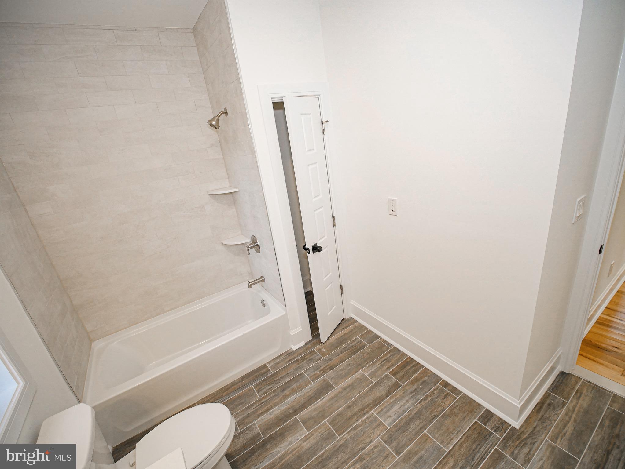 206 Windsor Avenue Haddonfield, NJ 08033 - Photo 65 of 72 Full Bathroom