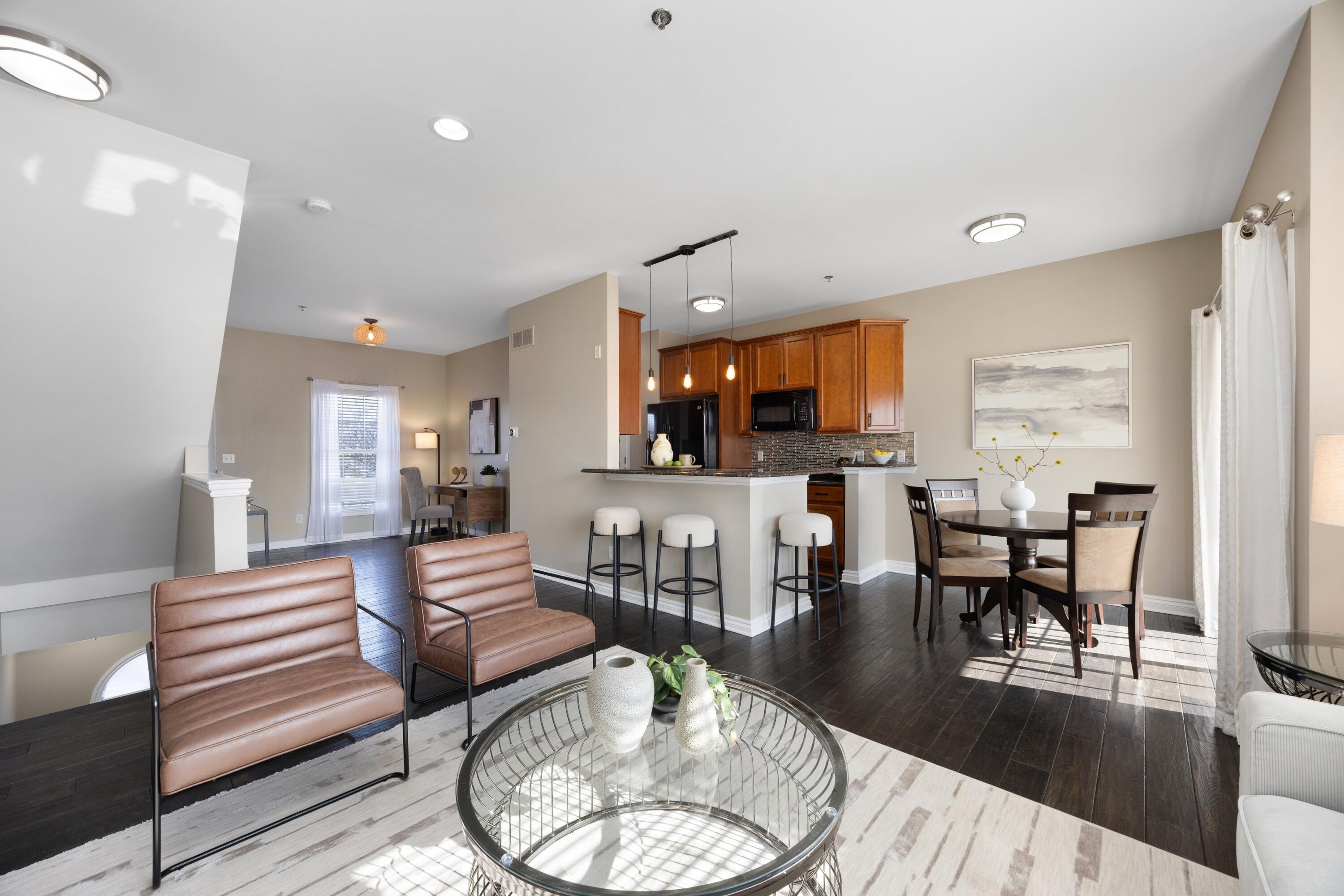 45874 South Stonewood Road Canton, MI 48187 - Photo 2 of 42 45874 S Stonewood Rd 0018