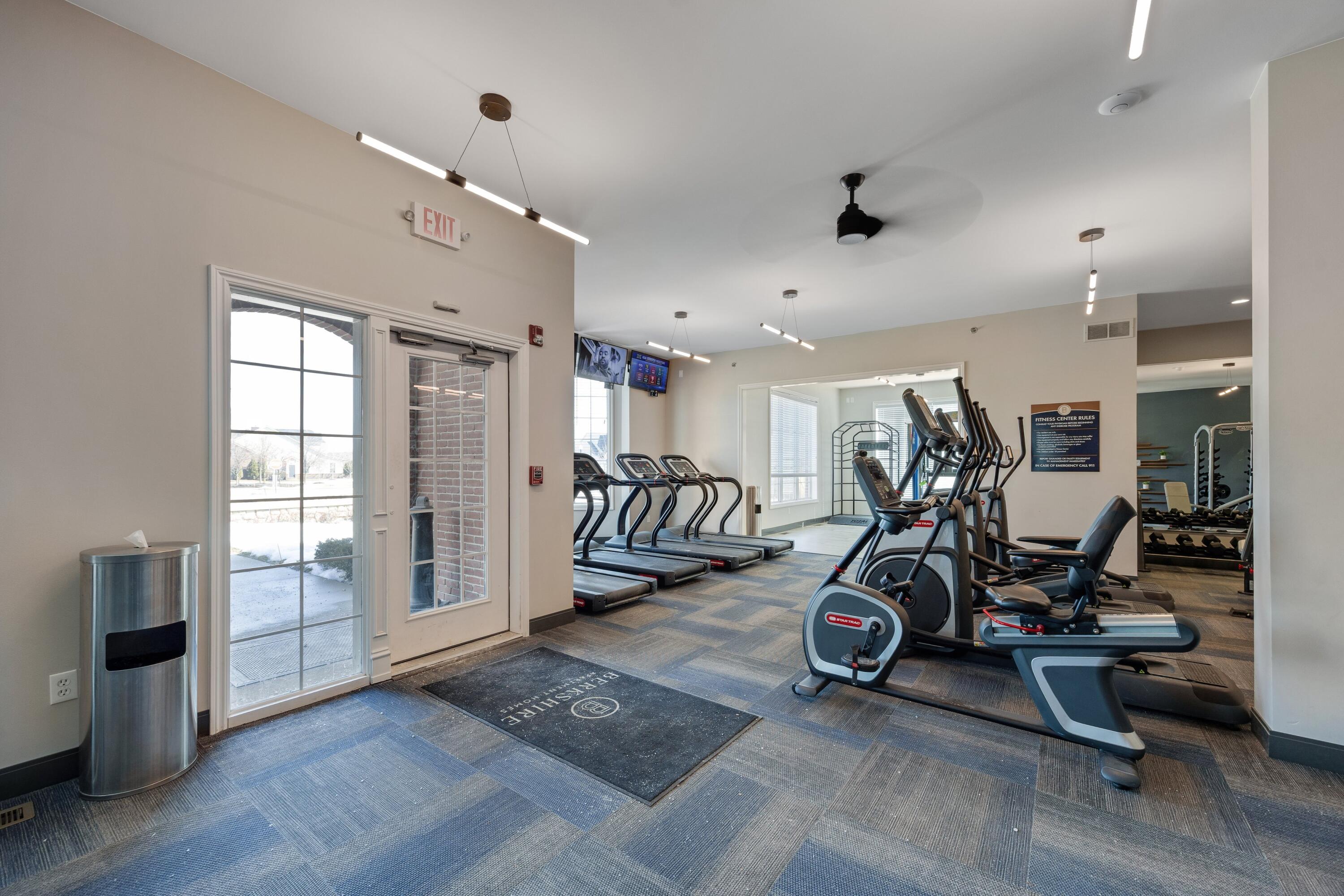45874 South Stonewood Road Canton, MI 48187 - Photo 33 of 42 45874 S Stonewood Rd 0038