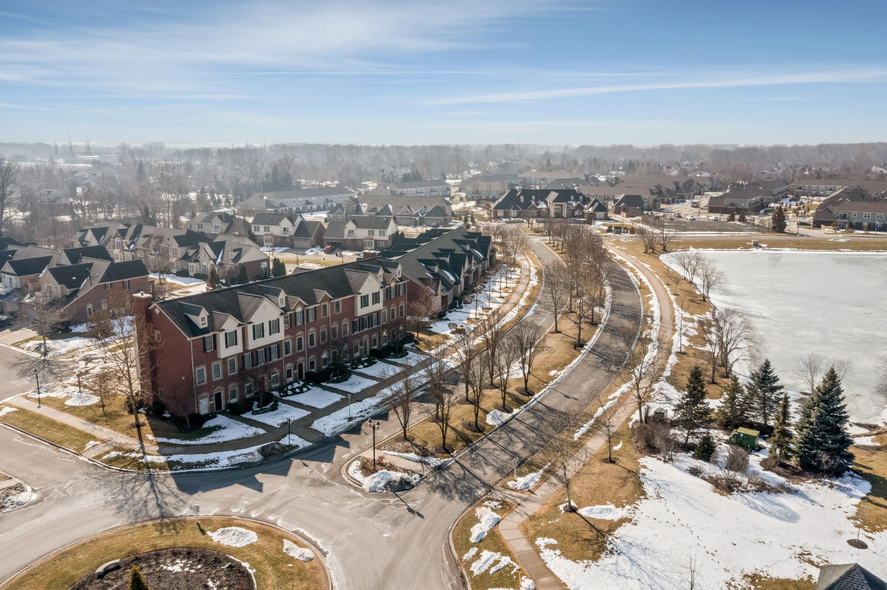 45874 South Stonewood Road Canton, MI 48187 - Photo 41 of 42 45874 S Stonewood Rd 0006