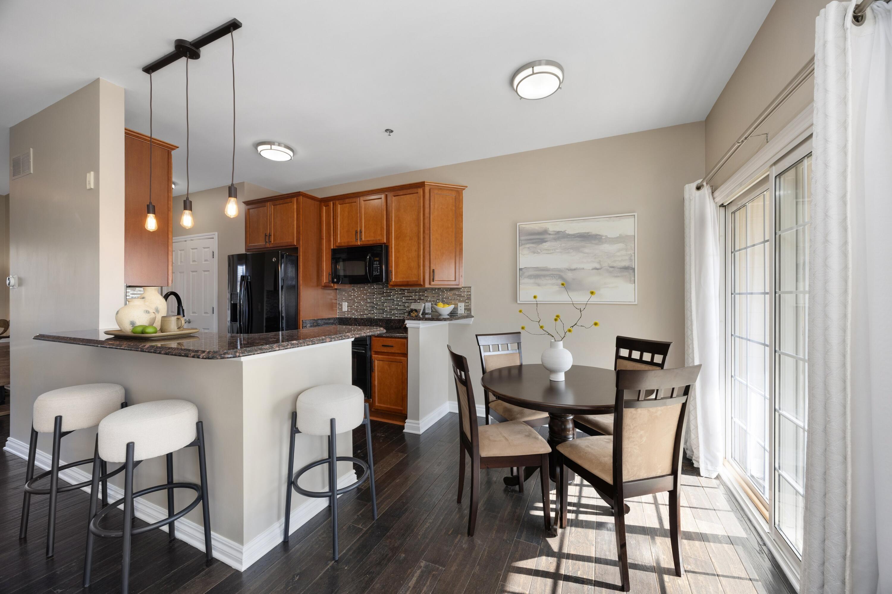 45874 South Stonewood Road Canton, MI 48187 - Photo 6 of 42 45874 S Stonewood Rd 0019