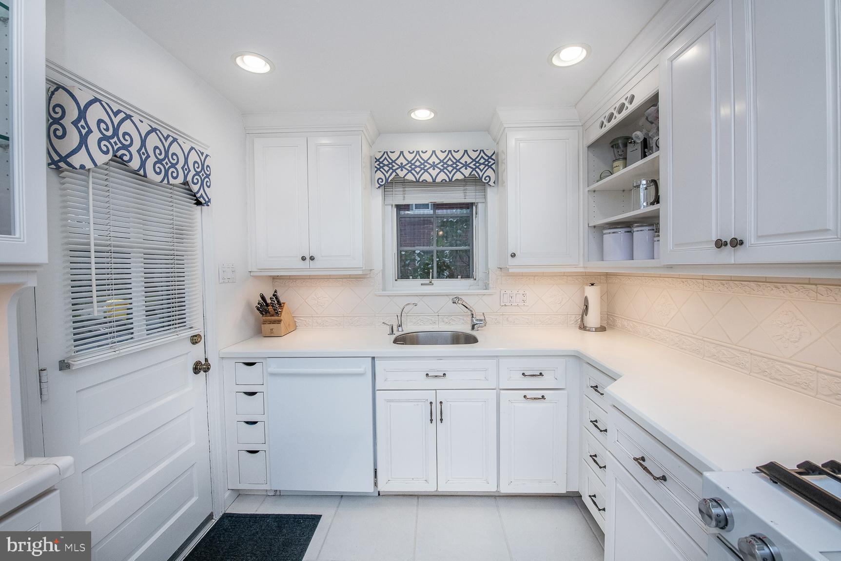 317 Hamilton Road Merion Station, PA 19066 - Photo 9 of 29 Kitchen
