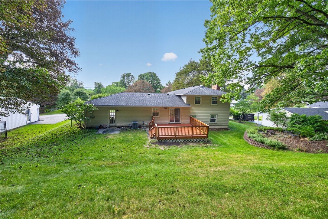 16 Bittersweet Road Perinton, NY 14450 - Photo 22 of 27 Gallery Image 22