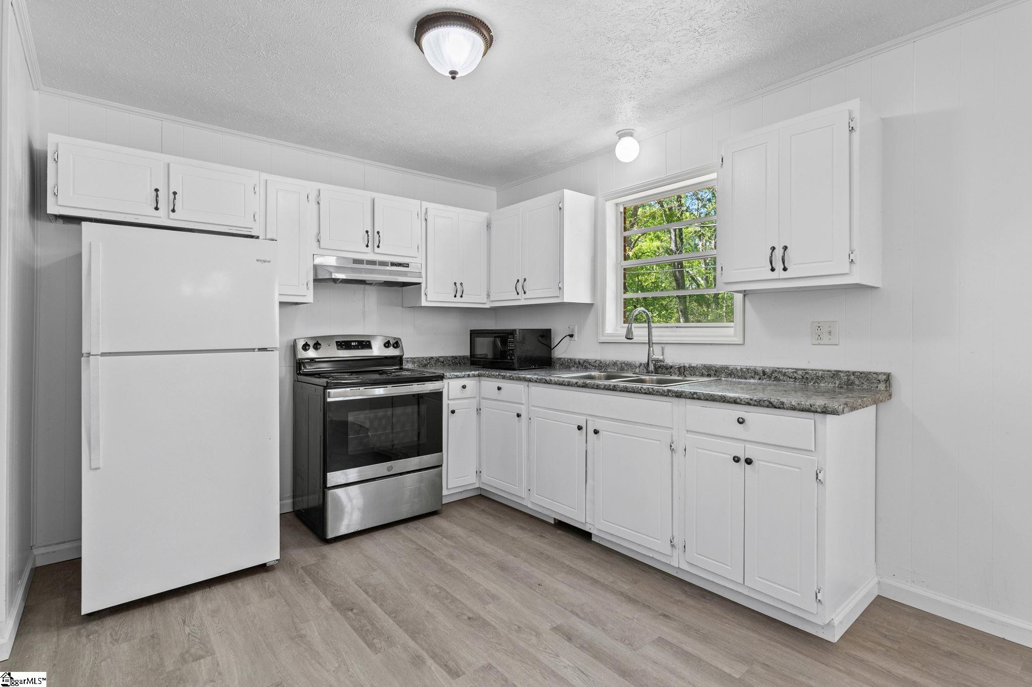 324 Tribble Street Honea Path, SC 29654 - Photo 21 of 46