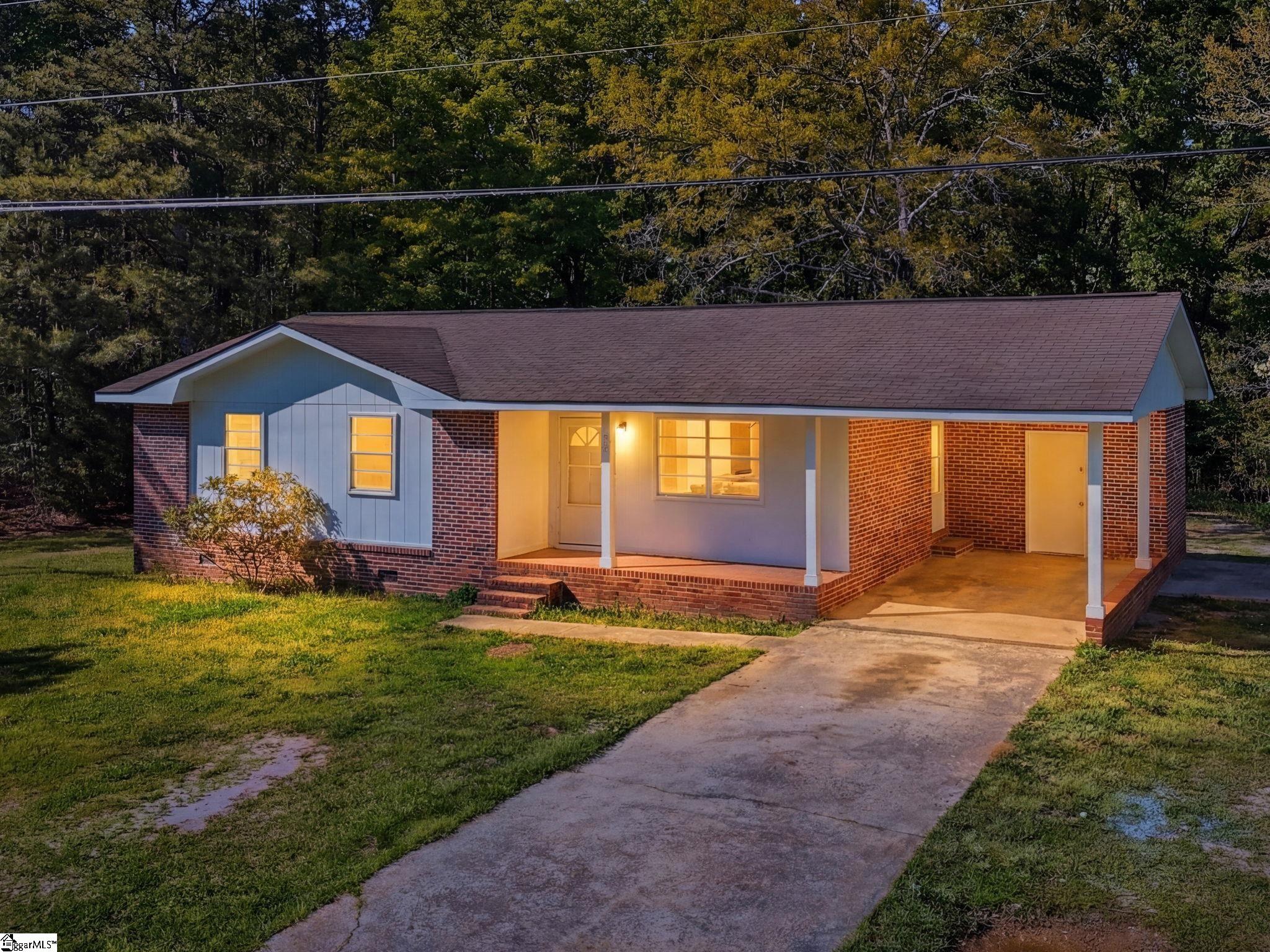 324 Tribble Street Honea Path, SC 29654 - Photo 4 of 46