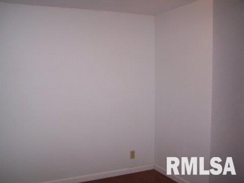 706 Devonshire Road Washington, IL 61571 - Photo 14 of 22 Gallery Image 14