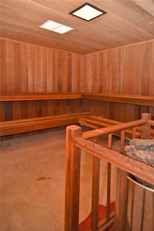 153 Fairview Avenue Hopkinton, RI 02832 - Photo 19 of 35