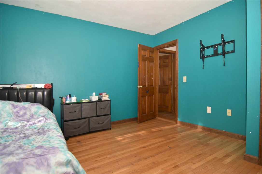 153 Fairview Avenue Hopkinton, RI 02832 - Photo 26 of 35