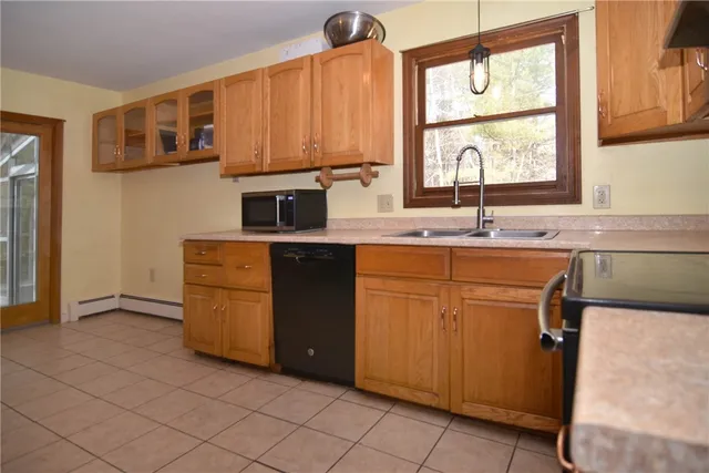 $499,900 | 153 Fairview Avenue, Hopkinton, RI 02832