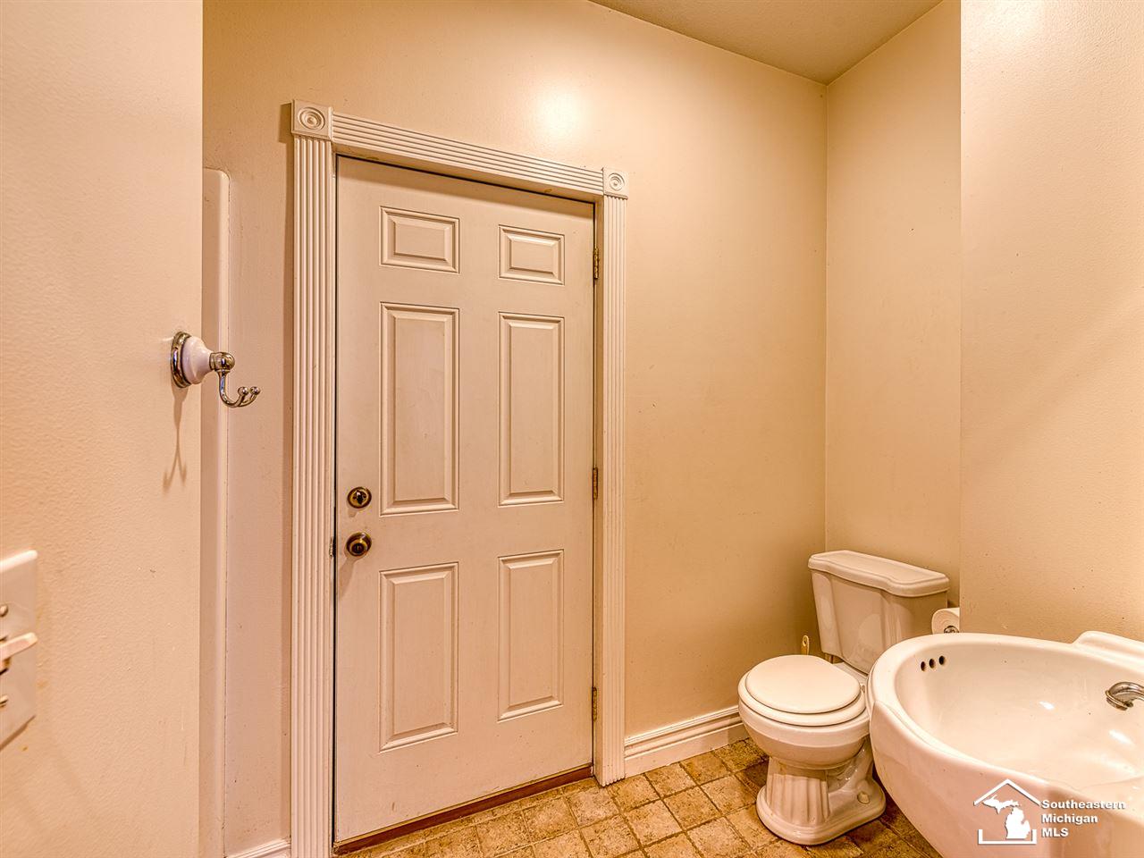 15053 Morocco Road Petersburg, MI 49270 - Photo 17 of 33 50016716-16.JPG