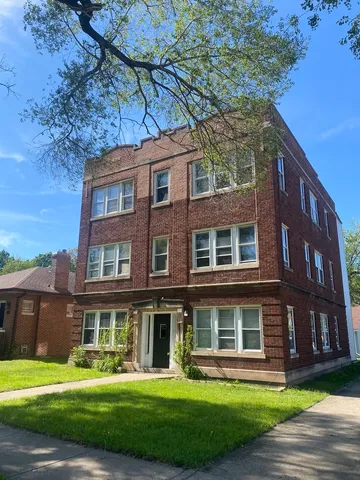 $239,900 | 300 Waltham Street, Calumet City, IL 60409