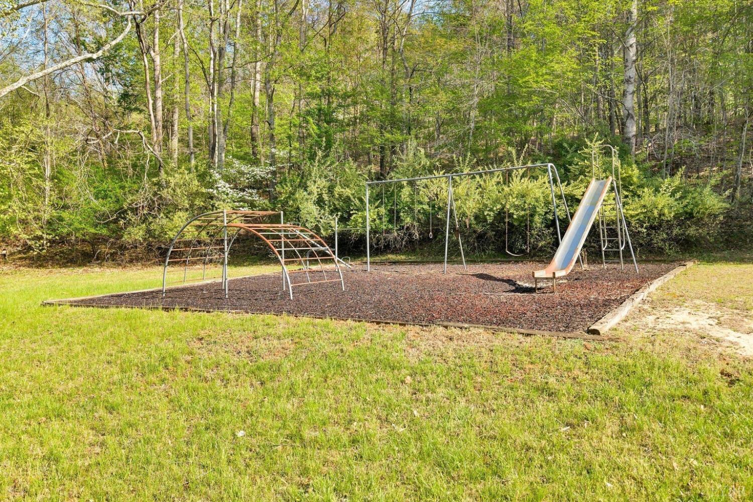 60 Old Barn Road Moneta, VA 24121 - Photo 25 of 31