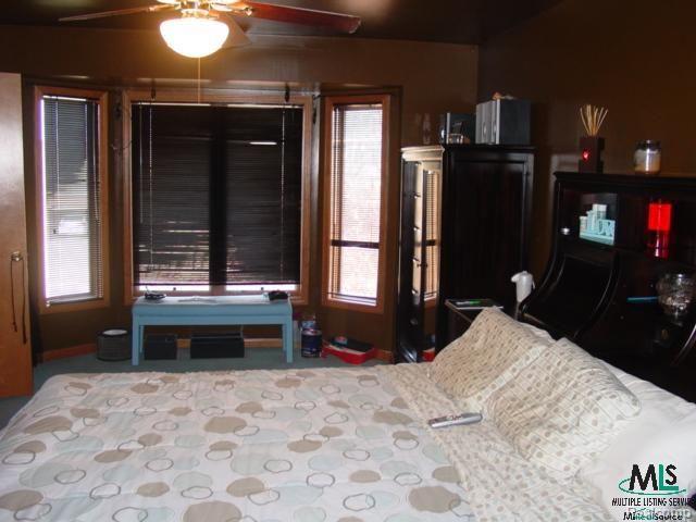 21210 Raintree Drive Macomb, MI 48044 - Photo 5 of 12 br2