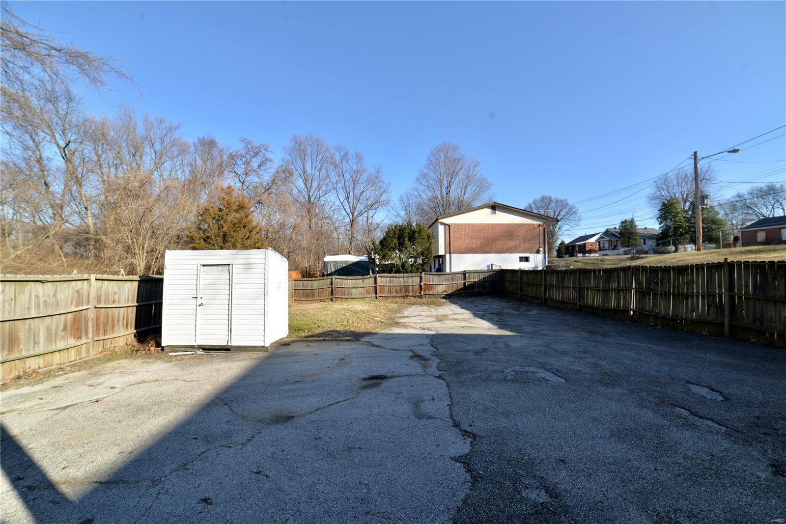 3604 Brown Road St. Louis, MO 63114 - Photo 13 of 14 Gallery Image 13