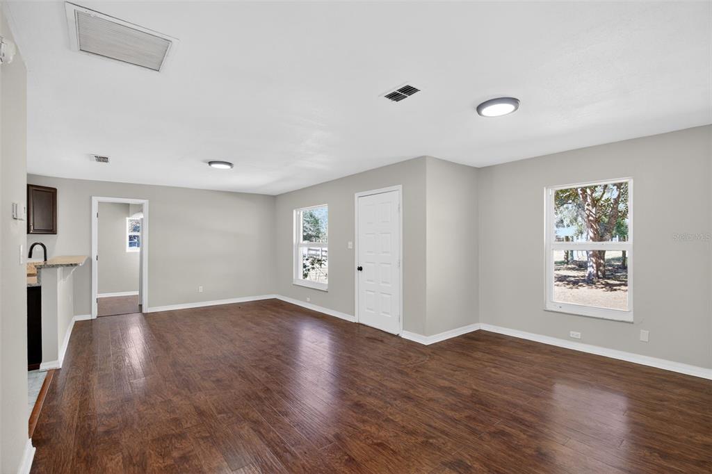 3000 Northeast 127th Place Anthony, FL 32617 - Photo 5 of 36