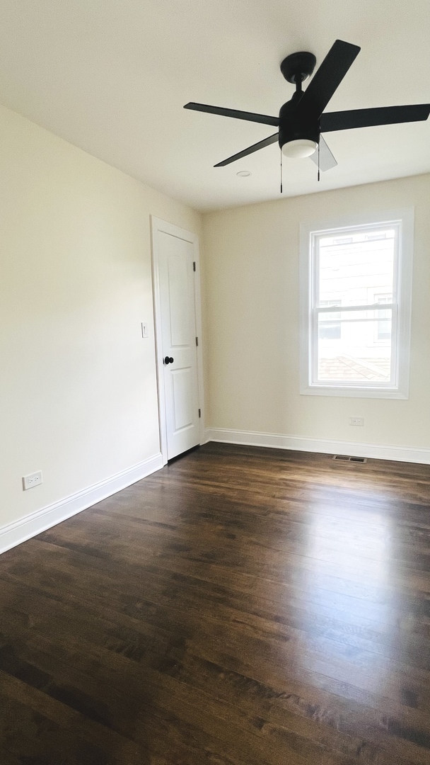 4107 West Addison Street Chicago, IL 60641 - Photo 7 of 19
