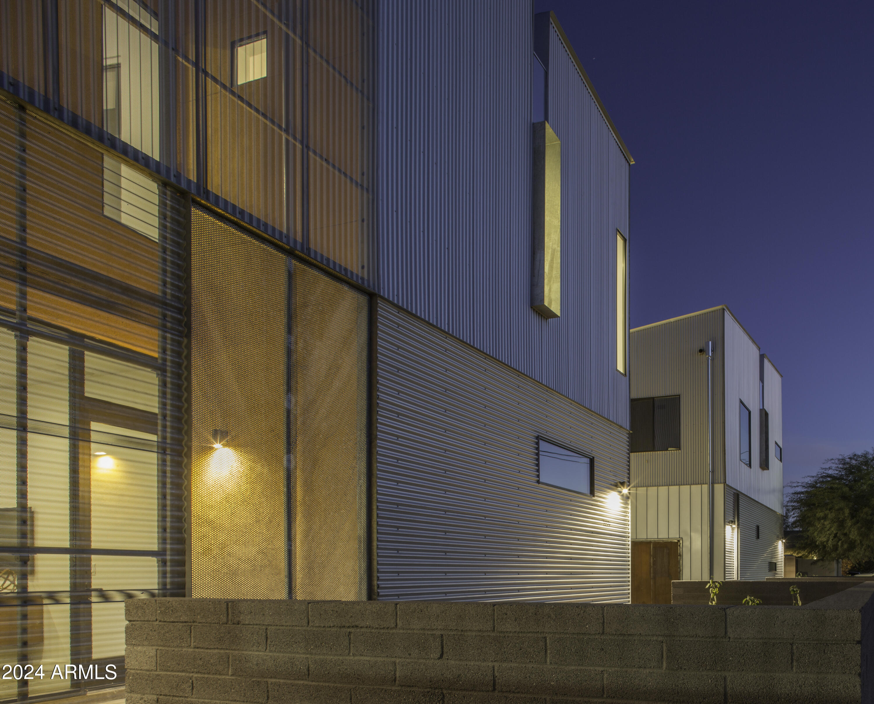 1419 South Kenneth Place, Unit 1002 Tempe, AZ 85281 - Photo 3 of 16 The Kenneth