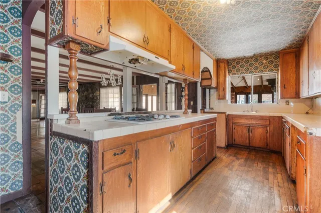 $938,000 | 1617 Knox Street, San Fernando, CA 91340