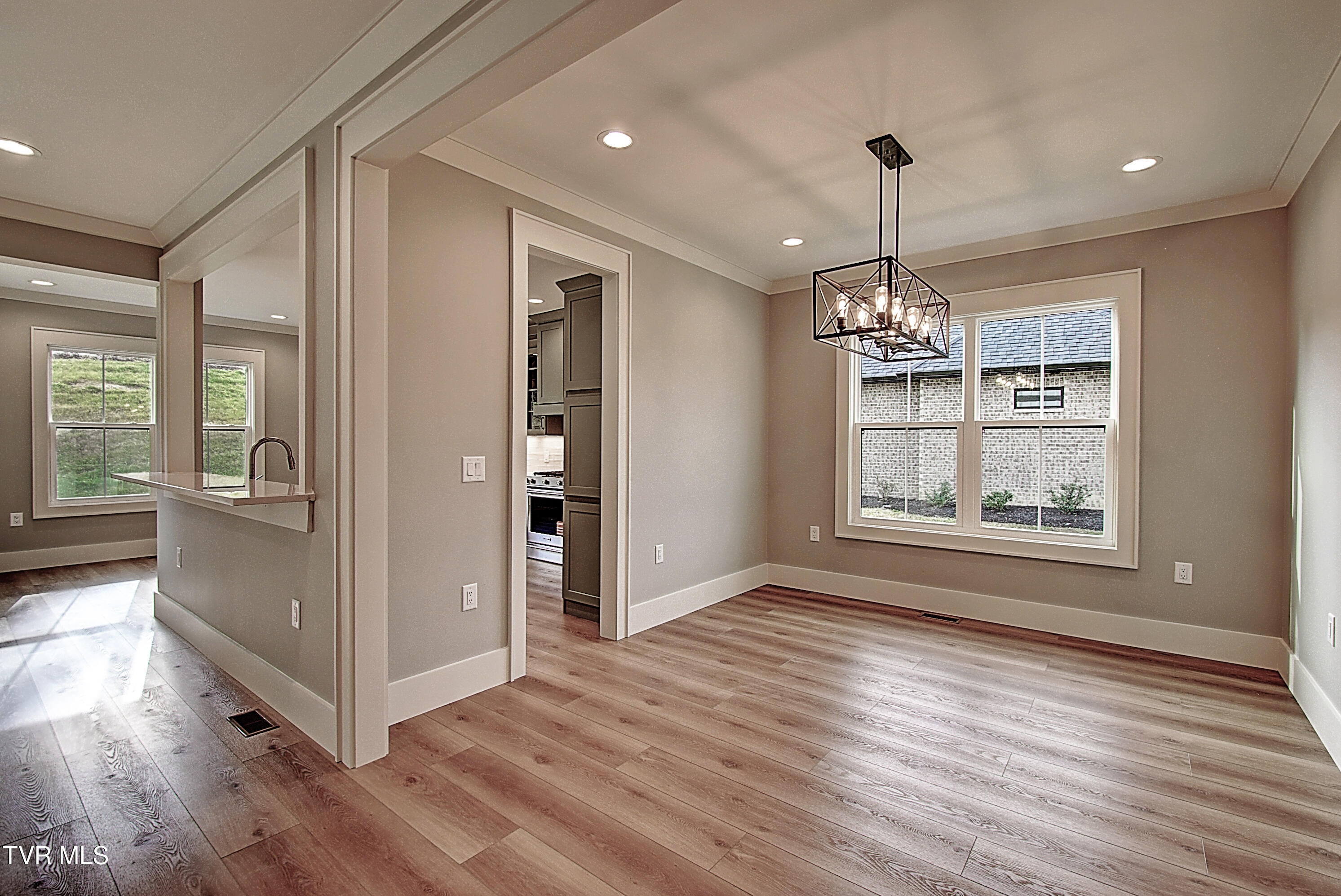 174 Boones Station Road Johnson City, TN 37615 - Photo 13 of 49 DSC_0220And8more