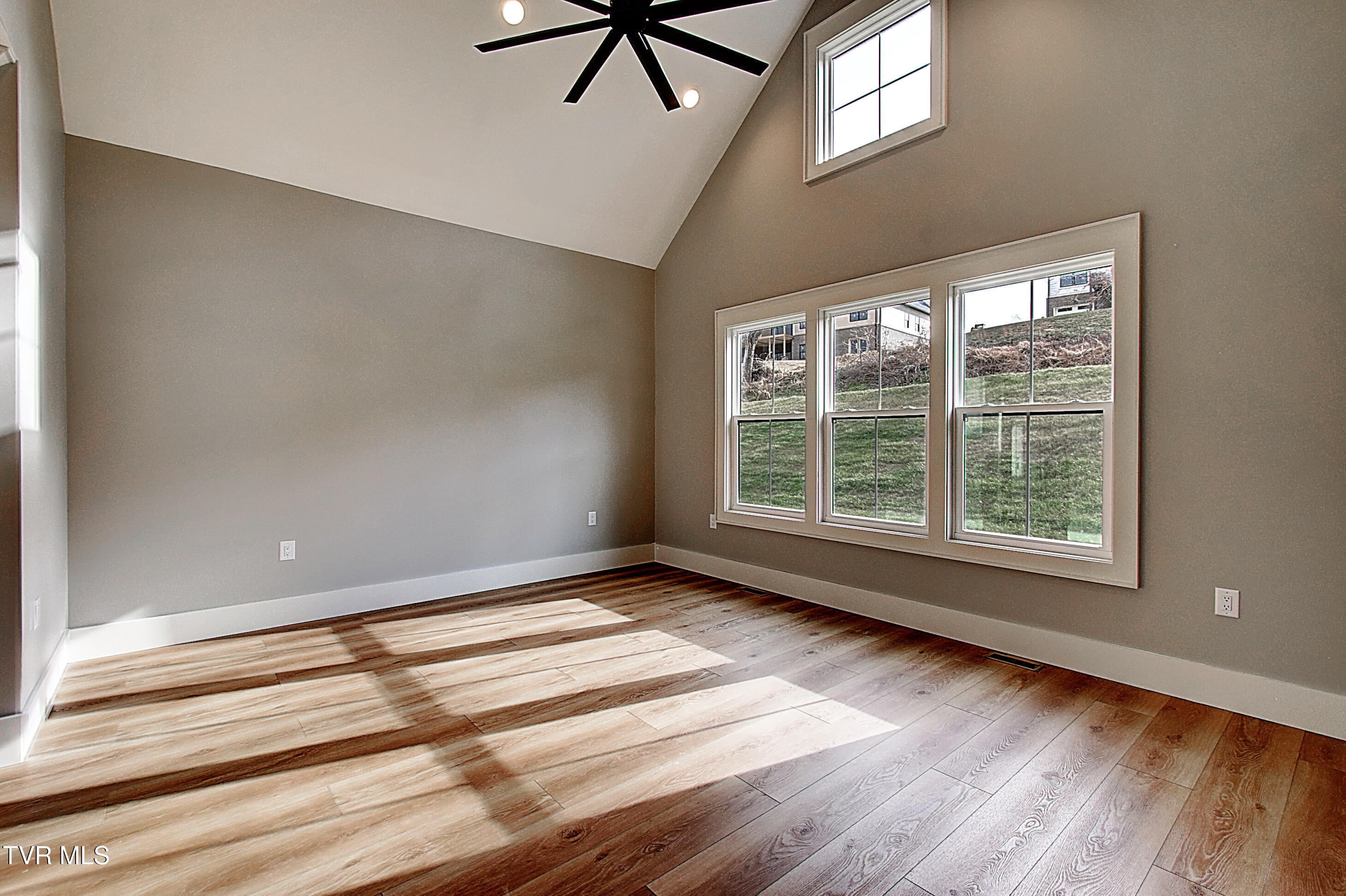 174 Boones Station Road Johnson City, TN 37615 - Photo 22 of 49 DSC_0454And8more