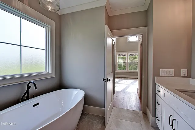 $849,900 | 174 Boones Station Road, Johnson City, TN 37615