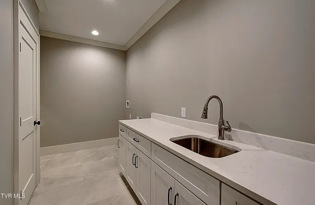 $849,900 | 174 Boones Station Road, Johnson City, TN 37615