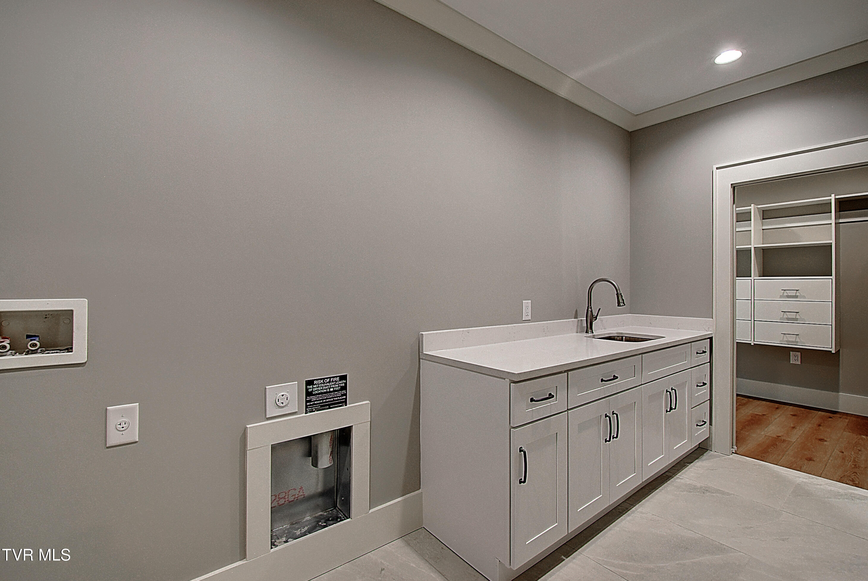 174 Boones Station Road Johnson City, TN 37615 - Photo 32 of 49 DSC_0652And8more