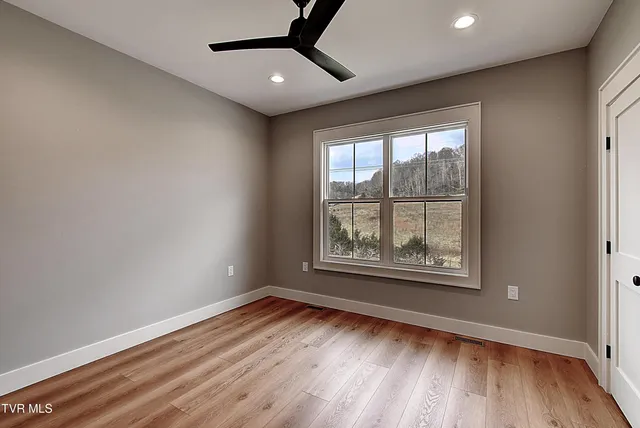 $849,900 | 174 Boones Station Road, Johnson City, TN 37615