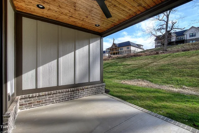 $849,900 | 174 Boones Station Road, Johnson City, TN 37615