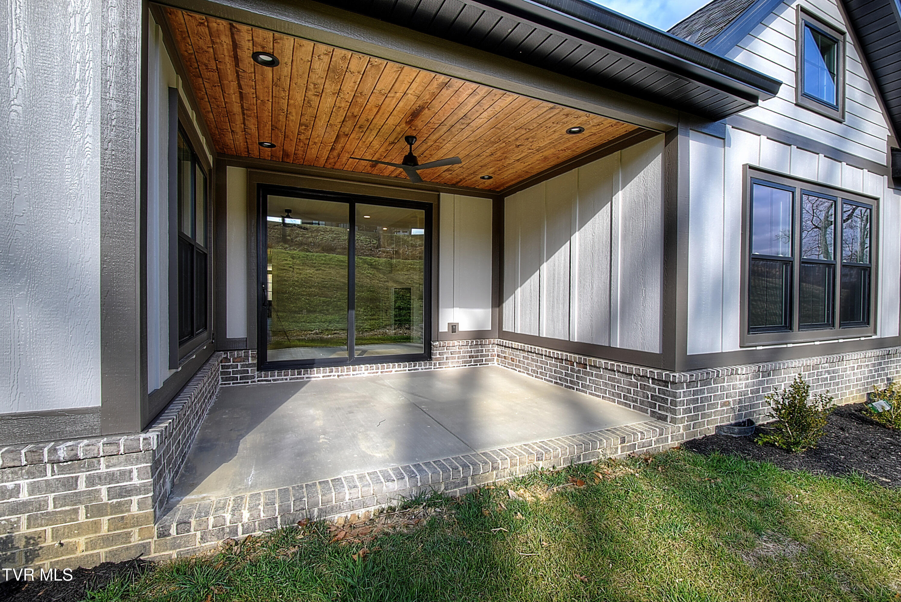 174 Boones Station Road Johnson City, TN 37615 - Photo 47 of 49 DSC_0958_59_60_61_62_63