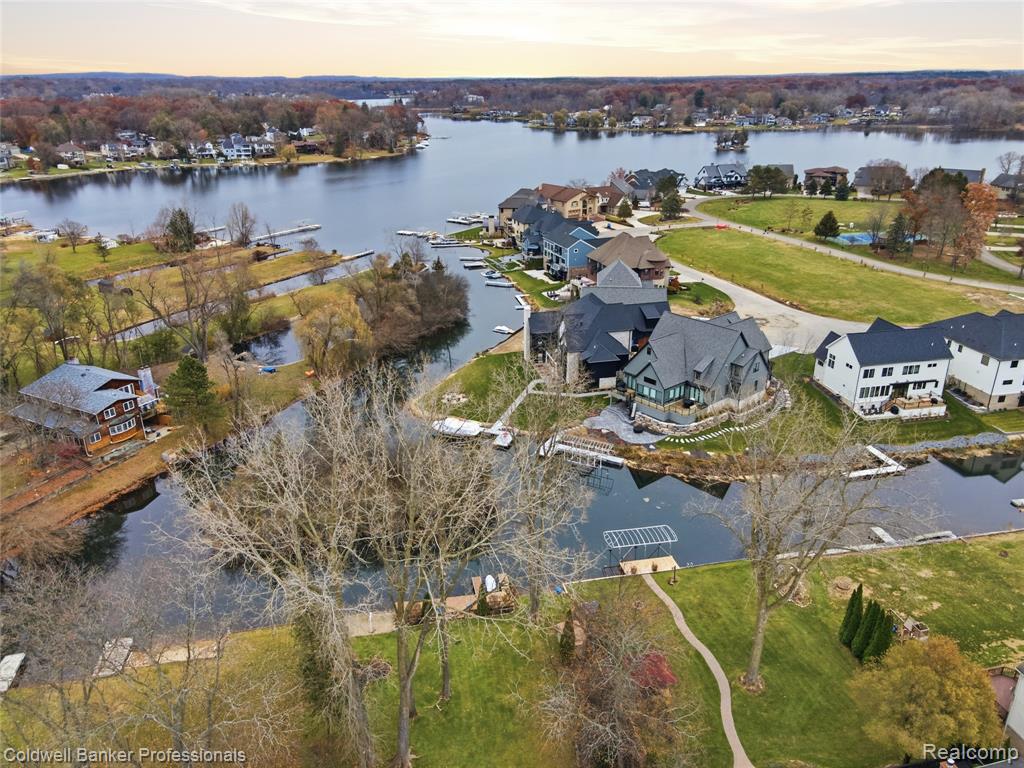 3410 Benstein Road Commerce Township, MI 48382 - Photo 2 of 46