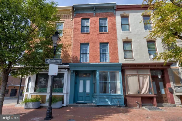 $1,300 | 38 South Carrollton Avenue, Baltimore, MD 21223