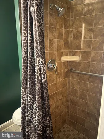 $1,300 | 38 South Carrollton Avenue, Baltimore, MD 21223