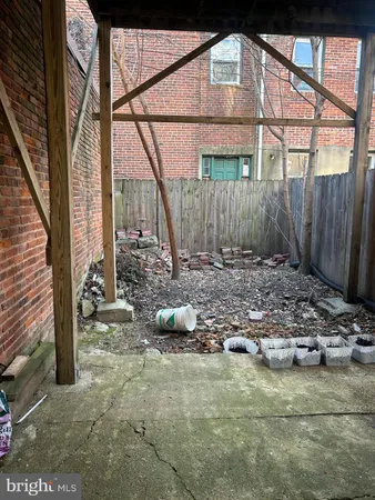 $1,300 | 38 South Carrollton Avenue, Baltimore, MD 21223