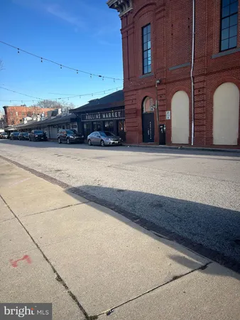 $1,300 | 38 South Carrollton Avenue, Baltimore, MD 21223