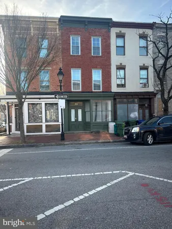 $1,300 | 38 South Carrollton Avenue, Baltimore, MD 21223