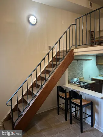 $1,300 | 38 South Carrollton Avenue, Baltimore, MD 21223