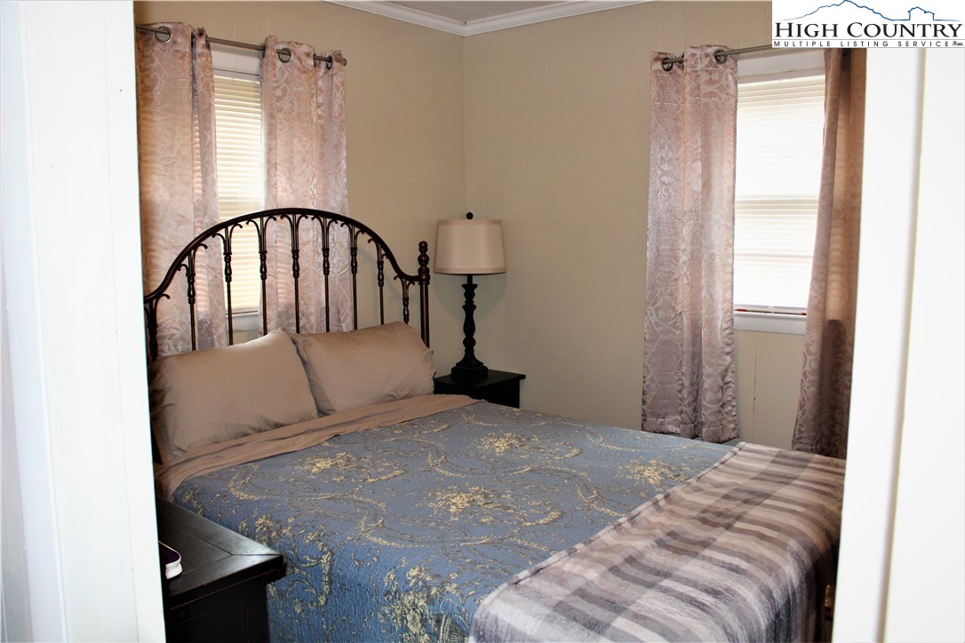 3977 Todd Railroad Grade Road Todd, NC 28684 - Photo 17 of 34 Gallery Image 17