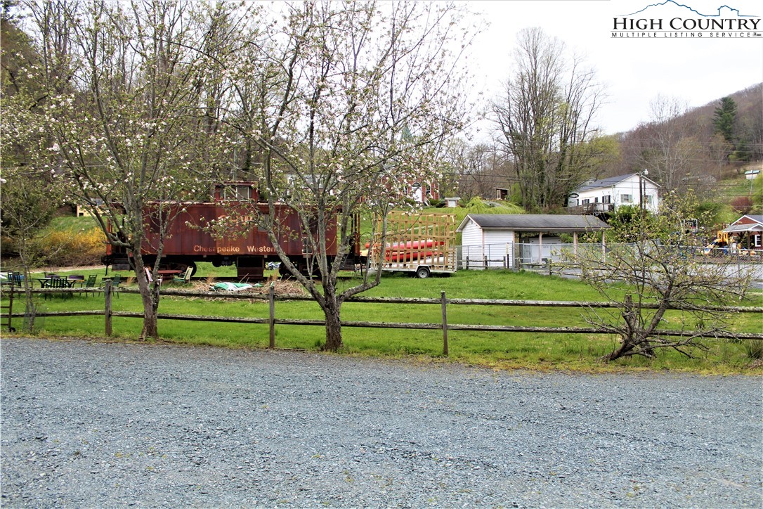 3977 Todd Railroad Grade Road Todd, NC 28684 - Photo 29 of 34 Gallery Image 29