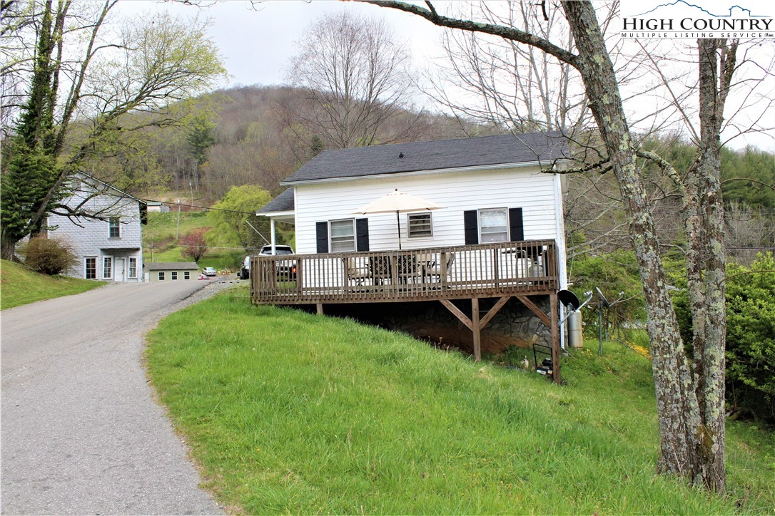 3977 Todd Railroad Grade Road Todd, NC 28684 - Photo 5 of 34 Gallery Image 5